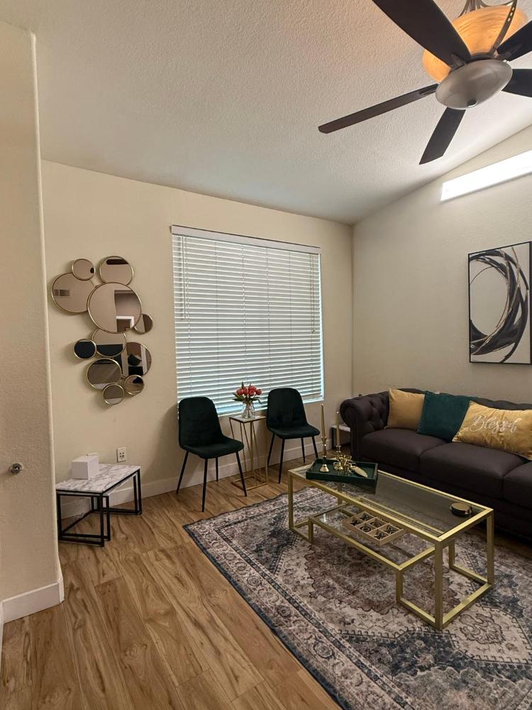 Great Amenities, Pool, Sauna Gym